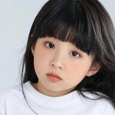 Feng Yixuan