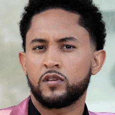 Tahj Mowry