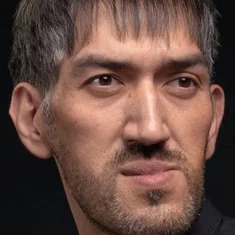 Гарик Айвазов