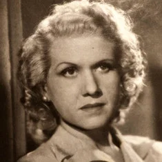 Josefina de la Torre