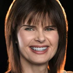 Carrie Genzel