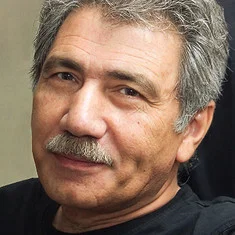 Валерий Ахадов