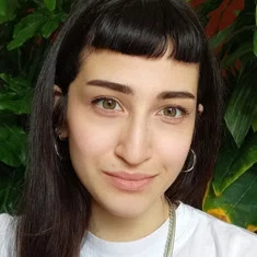 Annie Chouri