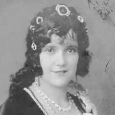Gina Cavalieri