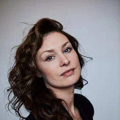 Jennifer Adams