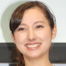 加藤希尔薇娅