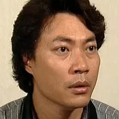 梁琛荣