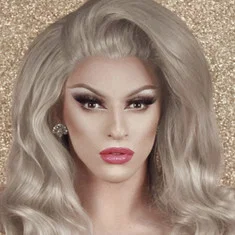 Miz Cracker