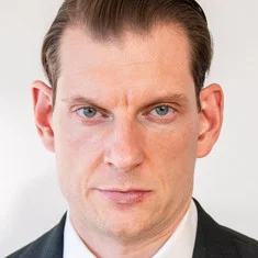 Mike J. Mills