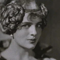 Rosamond Pinchot