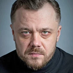 Артур Иванов