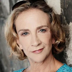 Cornelia Lippert