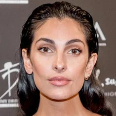 Anna Nooshin