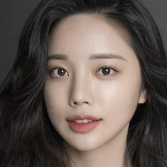 Shin Ga-eun