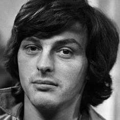 Robin Stewart