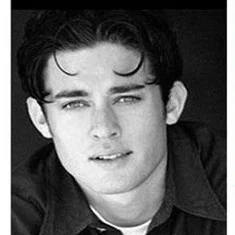 Christopher Pettiet