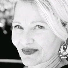 Suzanne Potts