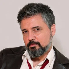 Henrique Trés