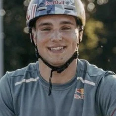 Yurii Illiuschenko