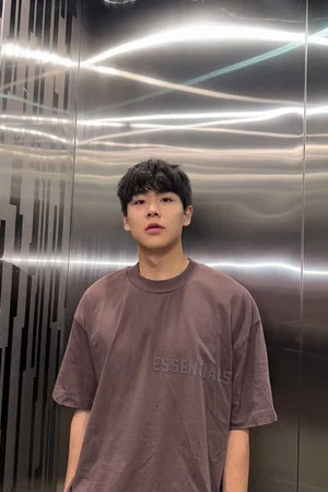 Kong De Rui