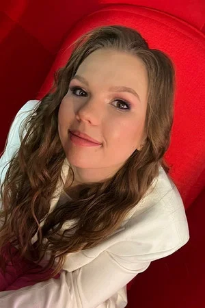Анна Капустина