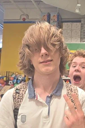Bror Lukas Back enæs