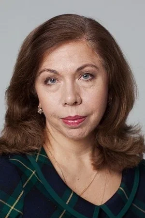 Елена Папанова