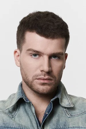 Лео Канделаки