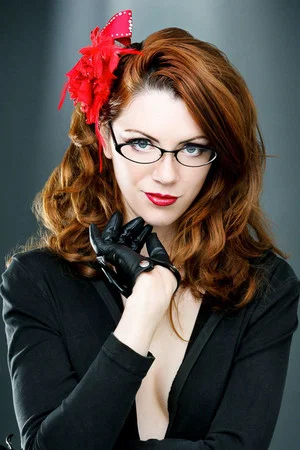 Miss Mary Cyn