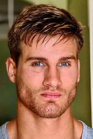 Фото: Sage Northcutt