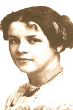 Leora Thatcher