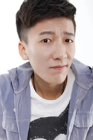 李卓航