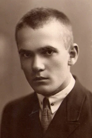 Максим Лужанин