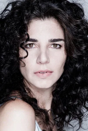 Laura Fajngold