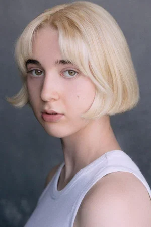Maisie Ayres