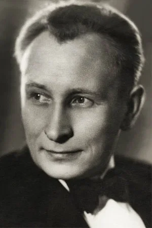 Павел Суханов