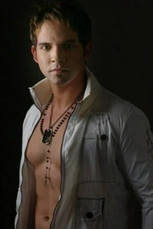 Elliot Suro