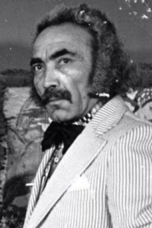 Siroos Shandermani