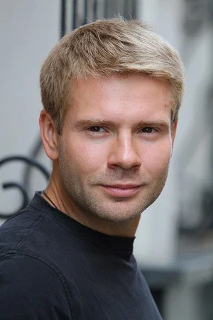Артем Тульчинский