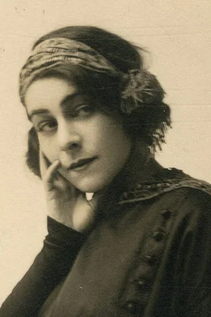 Алла Назимова