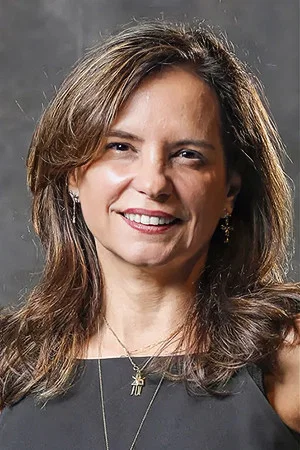 Angela Chaves