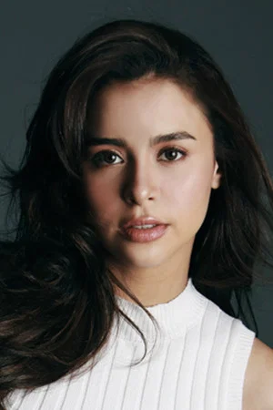 Фото: Yassi Pressman