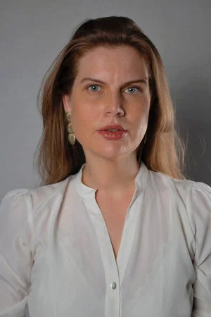 Maggie R. Schneider