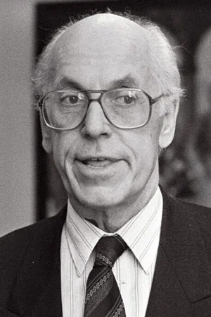 Леннарт Мери