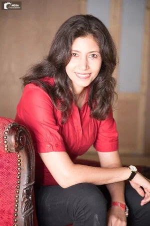 Neveen El Touny