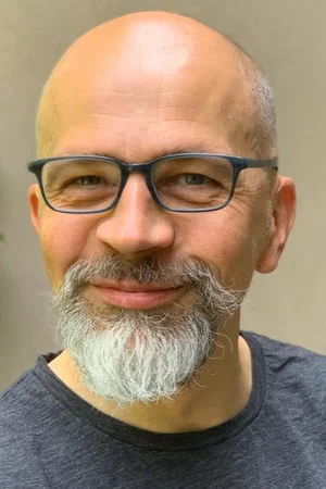 Юрий Степанов