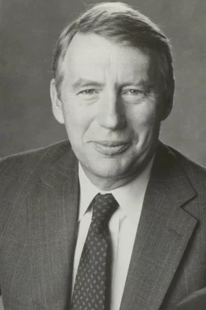 Robert MacNeil