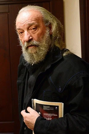Анатолий Васильев