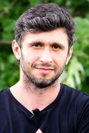 Драгош Букур