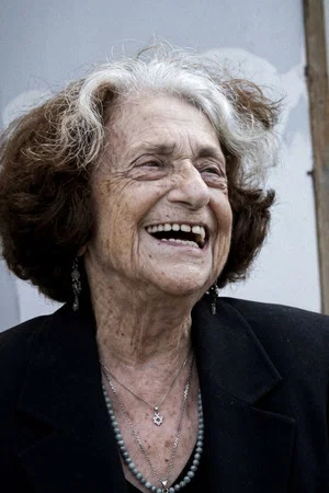Ruth Farhi